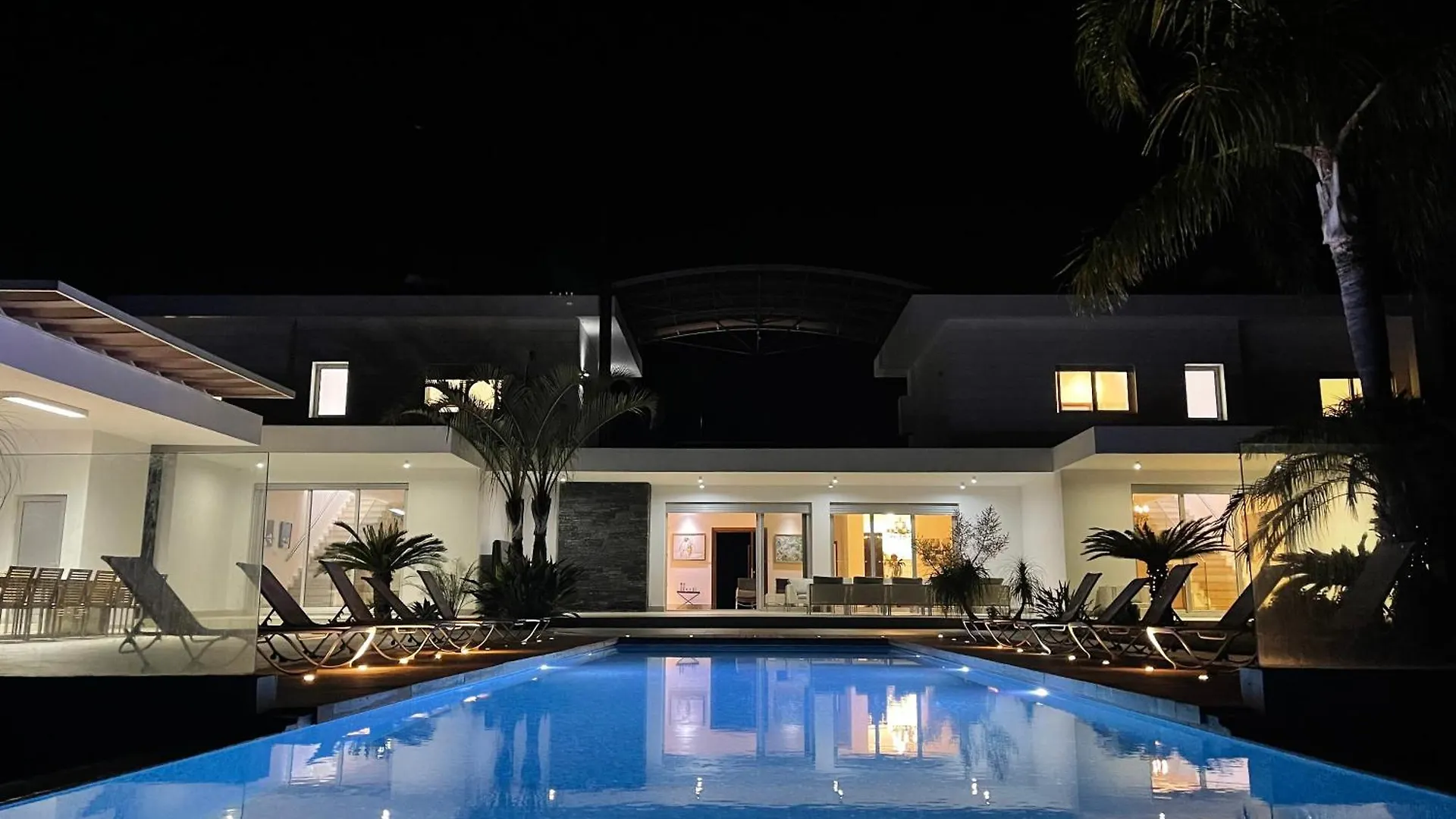 Bay View Villa Protaras 0*,